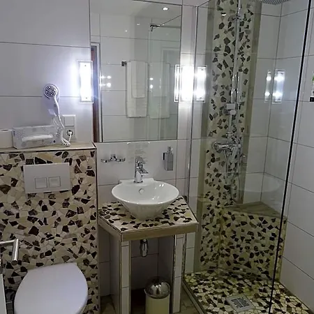 فندق Aktiv